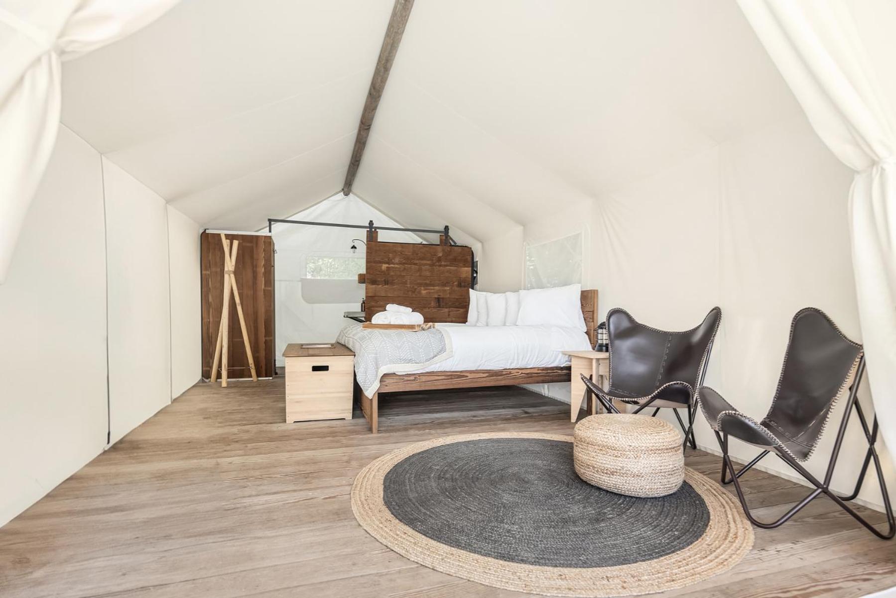 Luxury tent Under Canvas Yosemite