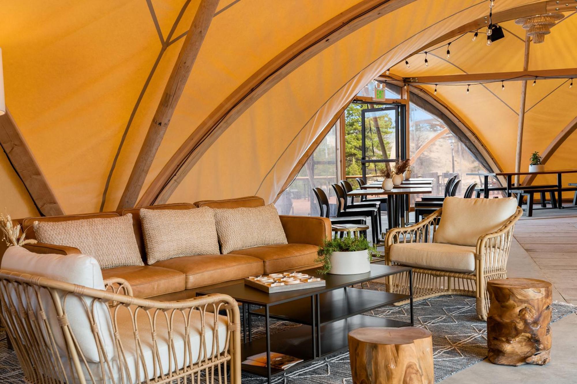 Under Canvas Yosemite Luxury tent